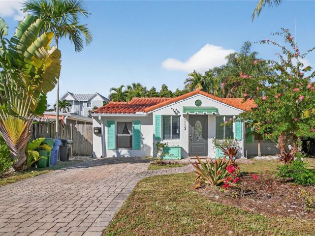 Home for sale at 1113 N Victoria Park Rd - photo 7483411