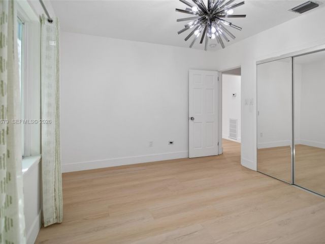 Home for sale at 1113 N Victoria Park Rd - photo 7483421