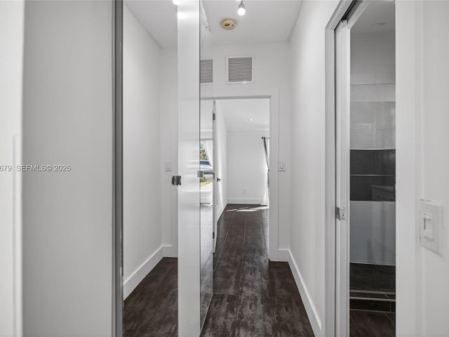 Home for sale at 1113 N Victoria Park Rd - photo 7483427