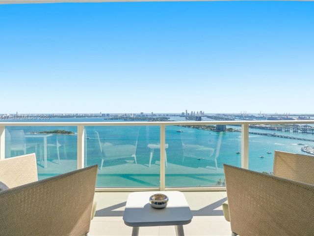 Apartment for sale  Unit #3407 - photo 7494770