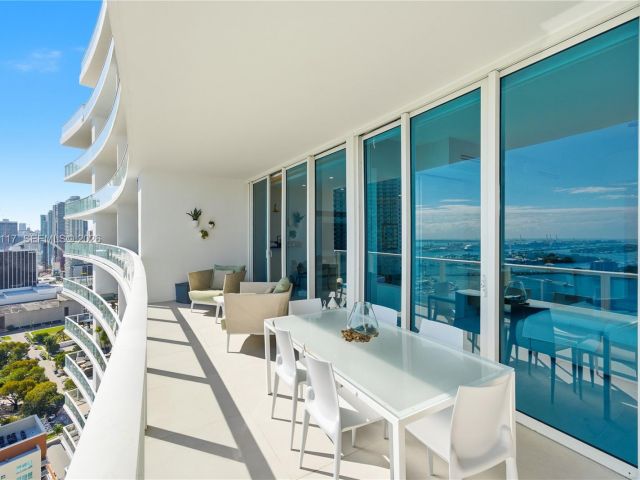 Apartment for sale  Unit #3407 - photo 7494771