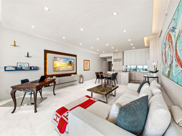 Apartment for sale  Unit #3407 - photo 7494772