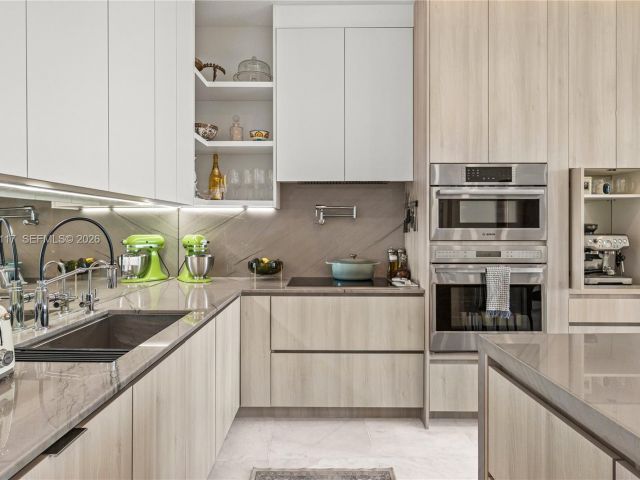 Apartment for sale  Unit #3407 - photo 7494776