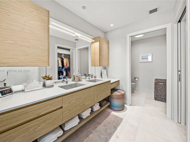 Apartment for sale  Unit #3407 - photo 7494783