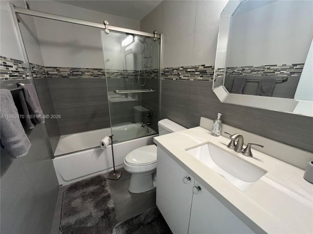 Apartment for rent  Unit #1510 - photo 7500943