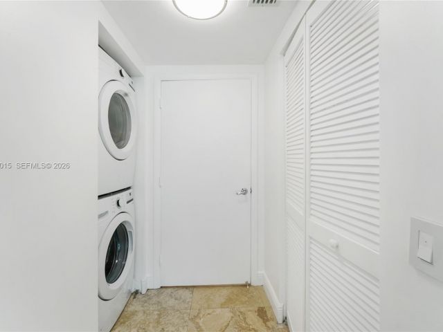 Apartment for rent  Unit #1514 - photo 7447585