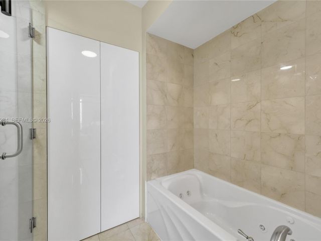 Apartment for sale  Unit # - photo 7448614