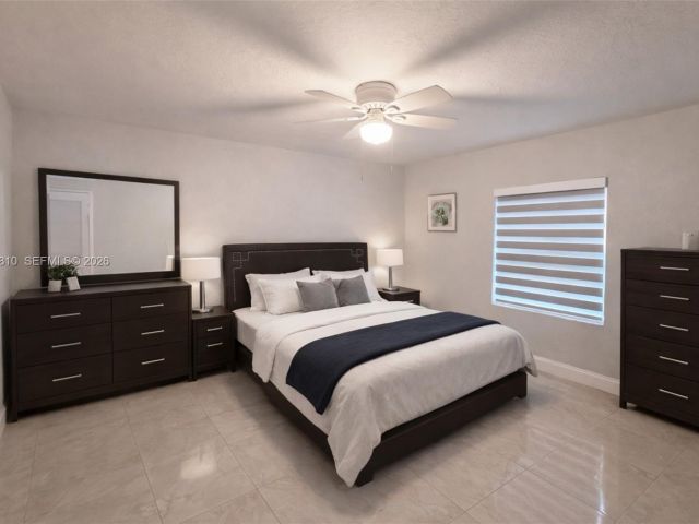 Home for sale at 4500 NW 3rd Ave - photo 7446114