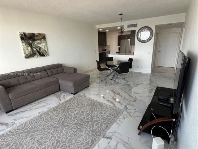 Apartment for rent  Unit # - photo 7500917