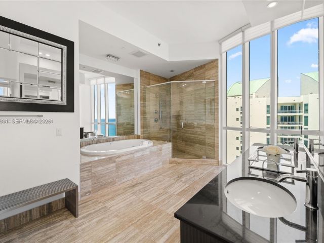 Apartment for rent  Unit #3501 - photo 7448136