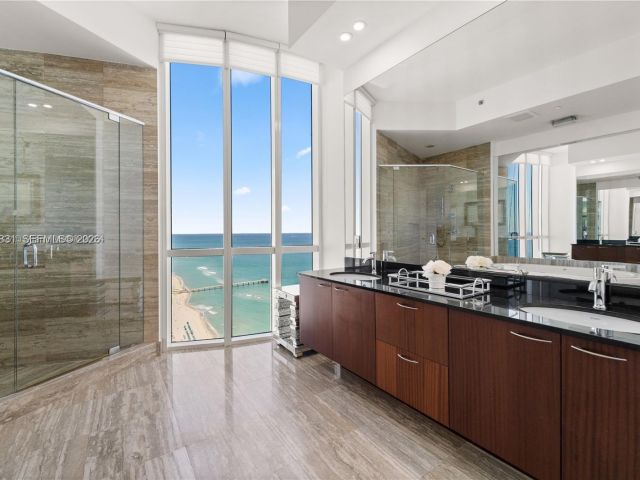 Apartment for rent  Unit #3501 - photo 7448137