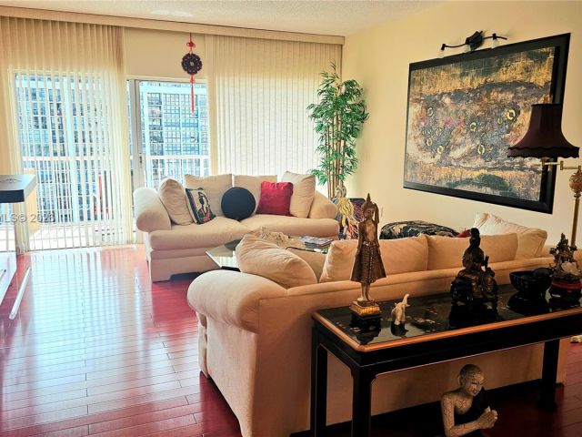 2-bedroom condo for sale in Hallandale Beach - 1985 S Ocean Dr 10J - MondialRealty