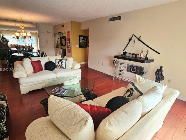 2-bedroom condo for sale in Hallandale Beach - 1985 S Ocean Dr 10J - MondialRealty