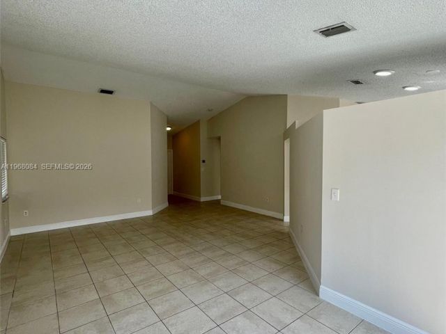 Home for rent at 13772 SW 145th Ter 13772 - photo 7447147