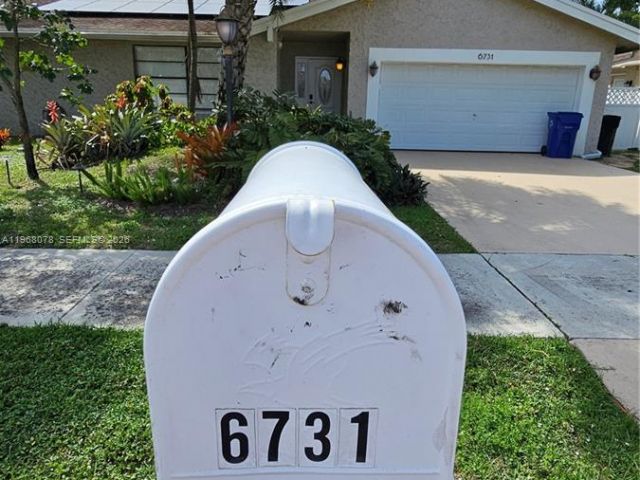 Home for rent at 6731 NW 26th Way - photo 7481940