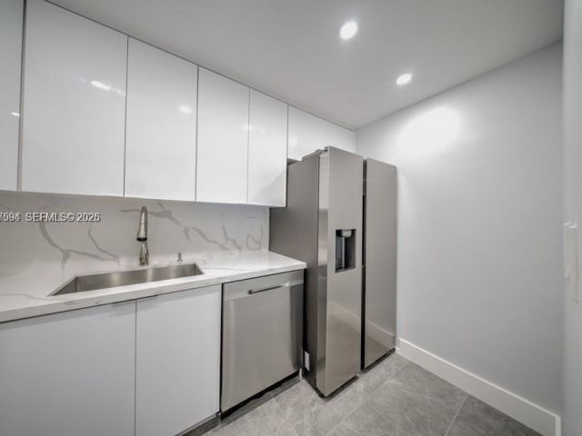 Apartment for rent  Unit #1203 - photo 7449007