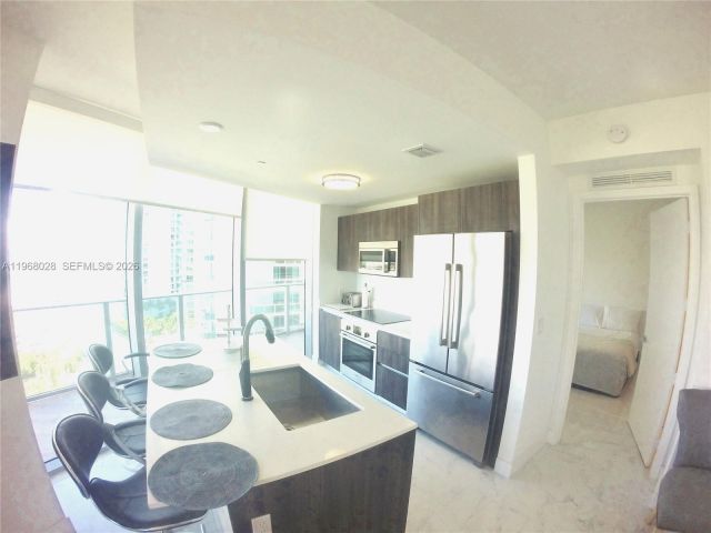 Apartment for rent  Unit #2001 - photo 7448273