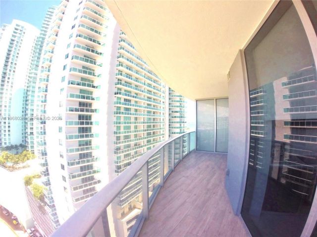 Apartment for rent  Unit #2001 - photo 7448284