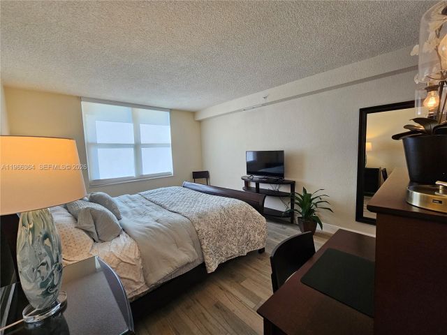 Apartment for rent  Unit #1117 (Av. April 1st) - photo 7477477