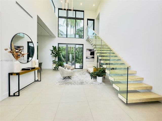 Home for rent at 2550 Overbrook St 0 - photo 7447718