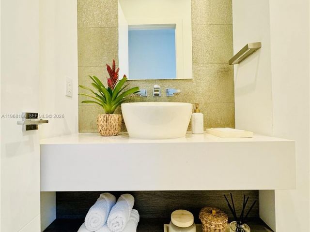 Home for rent at 2550 Overbrook St 0 - photo 7447731