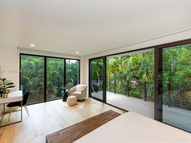 Home for rent at 2550 Overbrook St 0 - photo 7447734