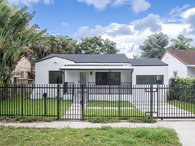 Home for rent at 1854 SW 17th St - photo 7447181