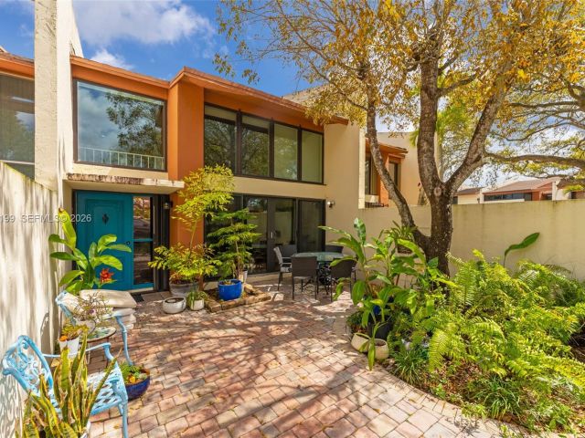 Home for rent at 7825 SW 103rd Pl 7825 - photo 7446378