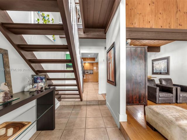 Home for rent at 7825 SW 103rd Pl 7825 - photo 7446380