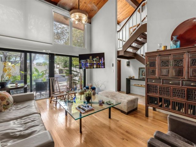 Home for rent at 7825 SW 103rd Pl 7825 - photo 7446386