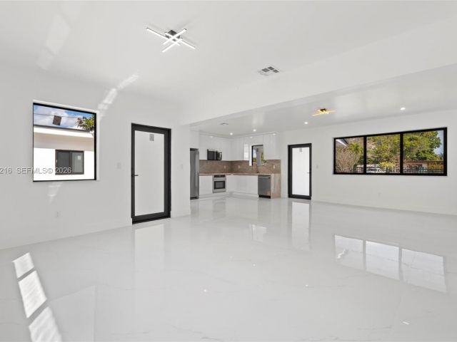 Home for sale at 14950 NE 2nd Ave - photo 7447211