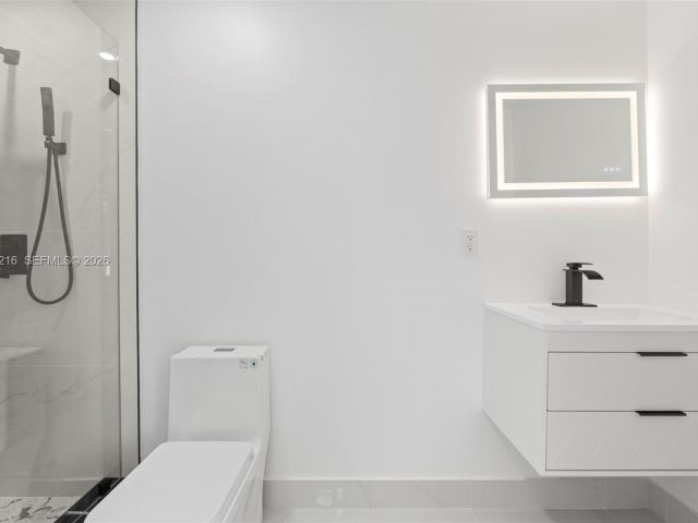 Home for sale at 14950 NE 2nd Ave - photo 7447215