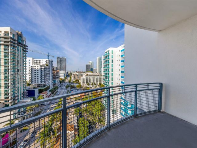 Apartment for rent  Unit #1404 - photo 7492355