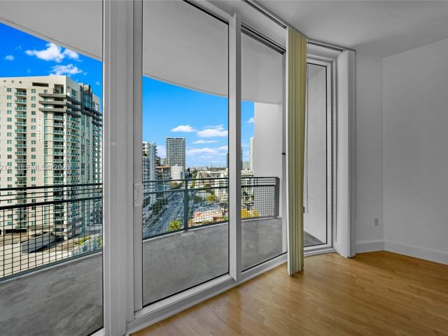 Apartment for rent  Unit #1404 - photo 7492363