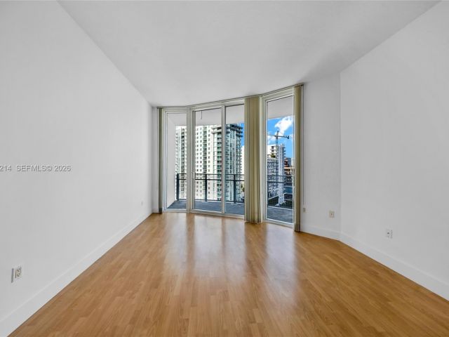 Apartment for rent  Unit #1404 - photo 7492366