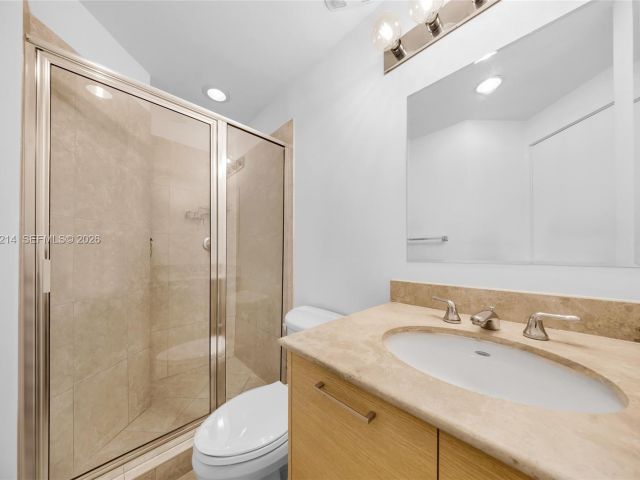 Apartment for rent  Unit #1404 - photo 7492368