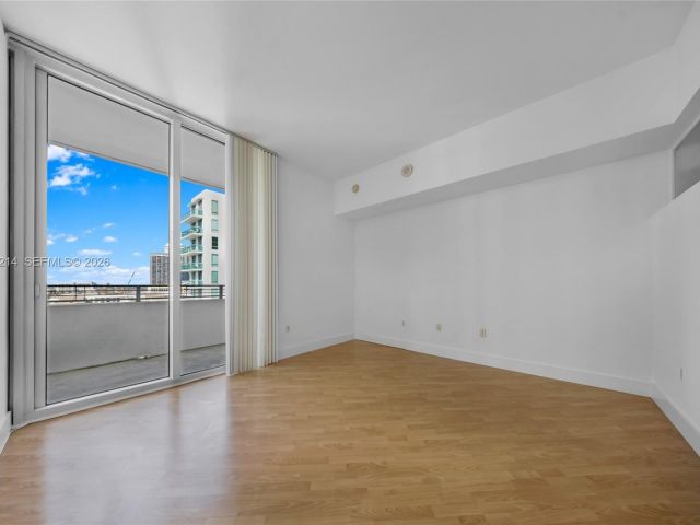 Apartment for rent  Unit #1404 - photo 7492372