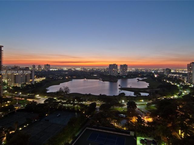 Apartment for sale  Unit #1808 - photo 7524033