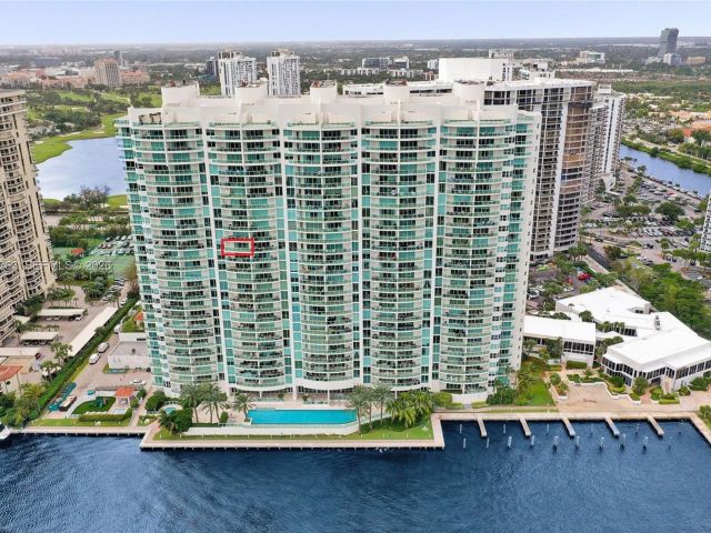 Apartment for sale  Unit #1808 - photo 7524036