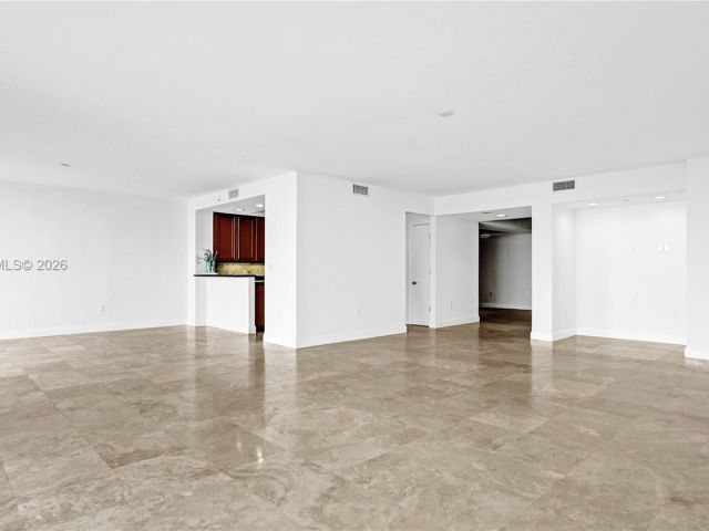 Apartment for sale  Unit #1808 - photo 7524042