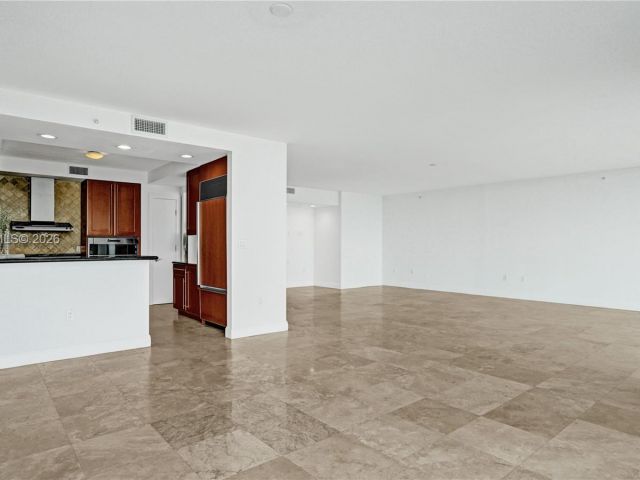 Apartment for sale  Unit #1808 - photo 7524044