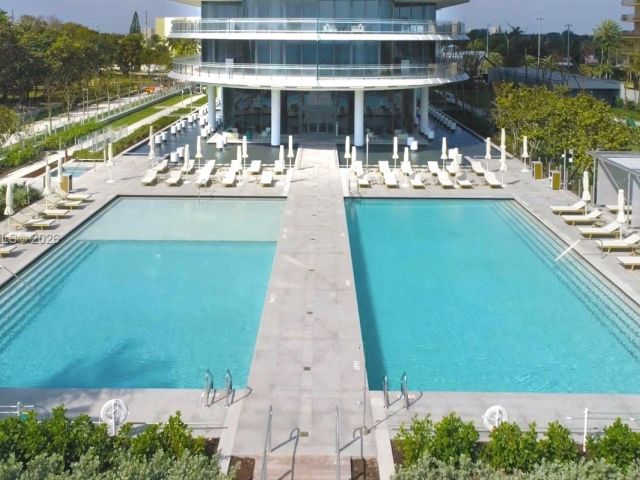 Apartment for sale  Unit #606 - photo 7527077