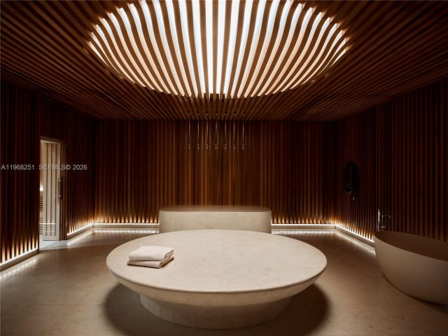 Apartment for sale  Unit #606 - photo 7527080