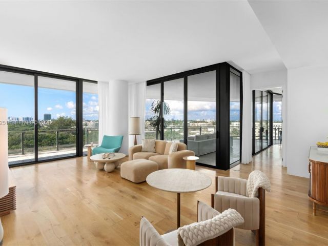 Apartment for sale  Unit #606 - photo 7527085