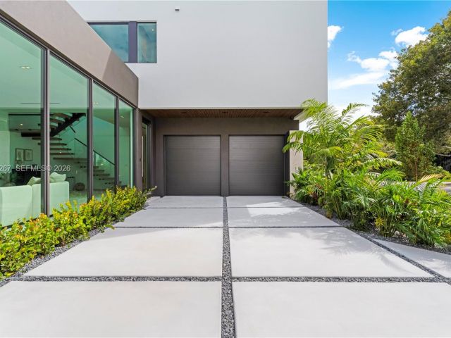 Home for sale at 4081 Hardie Ave - photo 7447228