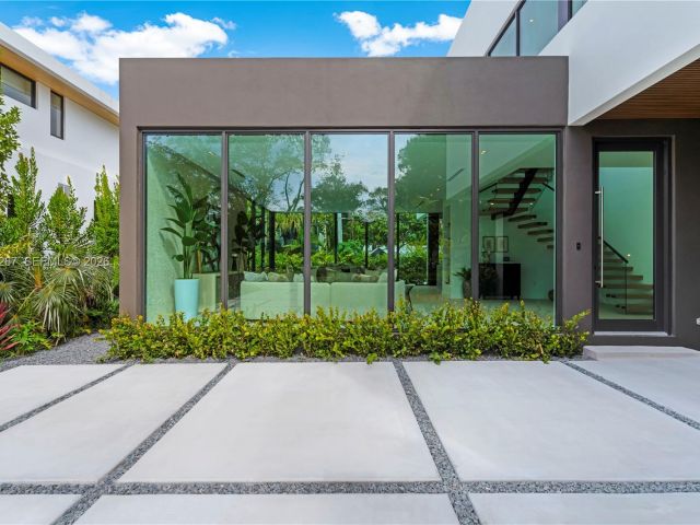 Home for sale at 4081 Hardie Ave - photo 7447231