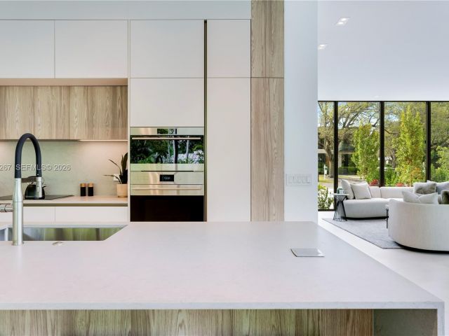 Home for sale at 4081 Hardie Ave - photo 7447249