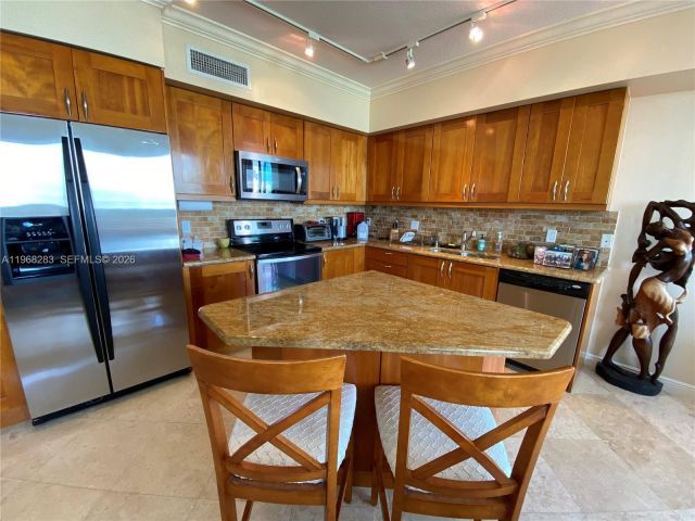 3-bedroom condo for rent in Hallandale Beach - 1755 E Hallandale Beach Blvd 2003E - MondialRealty