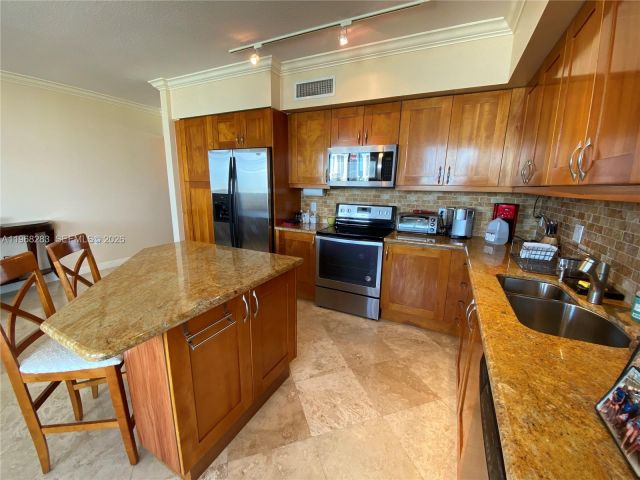 3-bedroom condo for rent in Hallandale Beach - 1755 E Hallandale Beach Blvd 2003E - MondialRealty