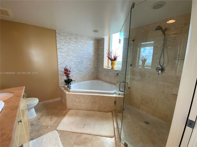 3-bedroom condo for rent in Hallandale Beach - 1755 E Hallandale Beach Blvd 2003E - MondialRealty